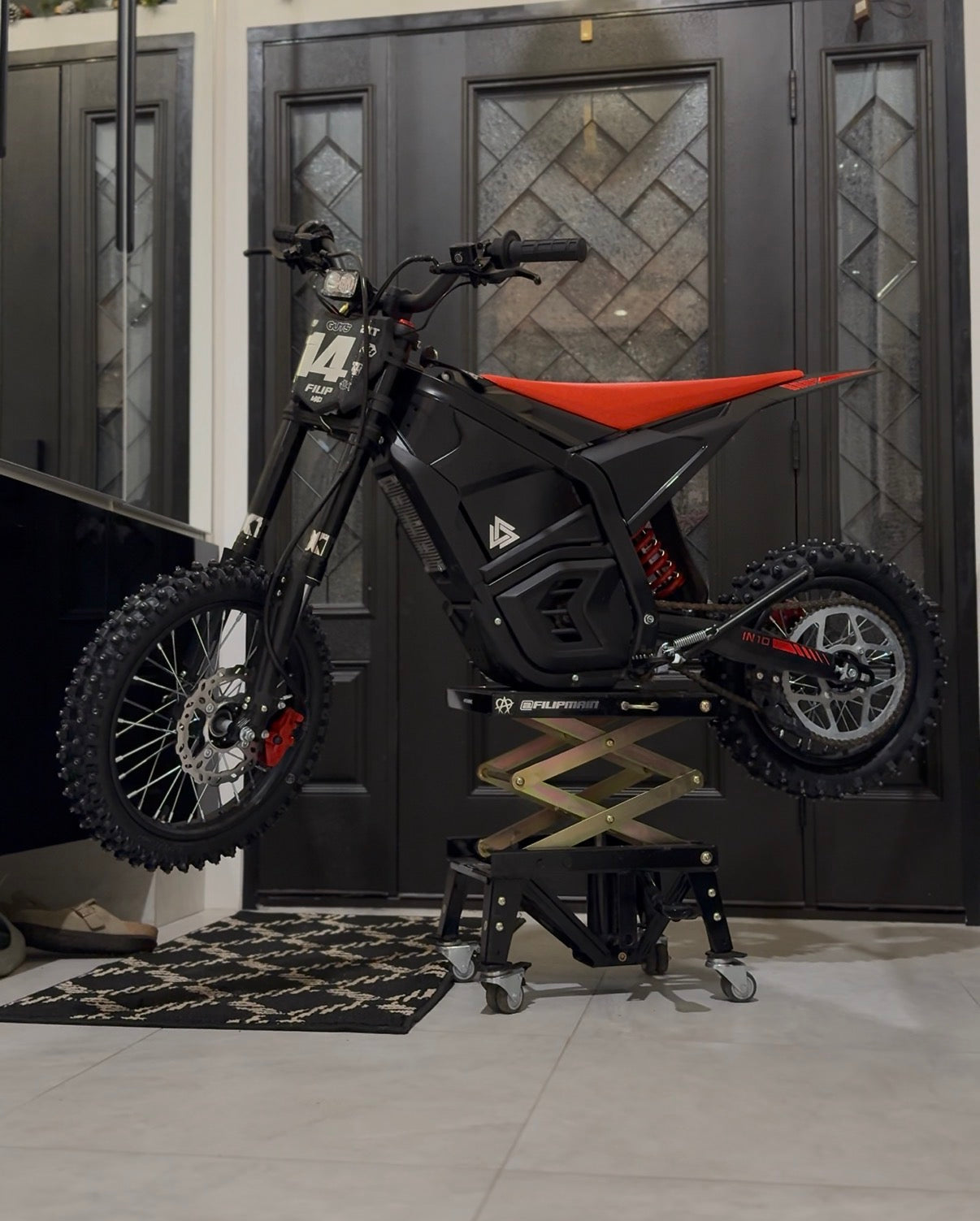 EXT FORK GRAPHICS – MP Customs
