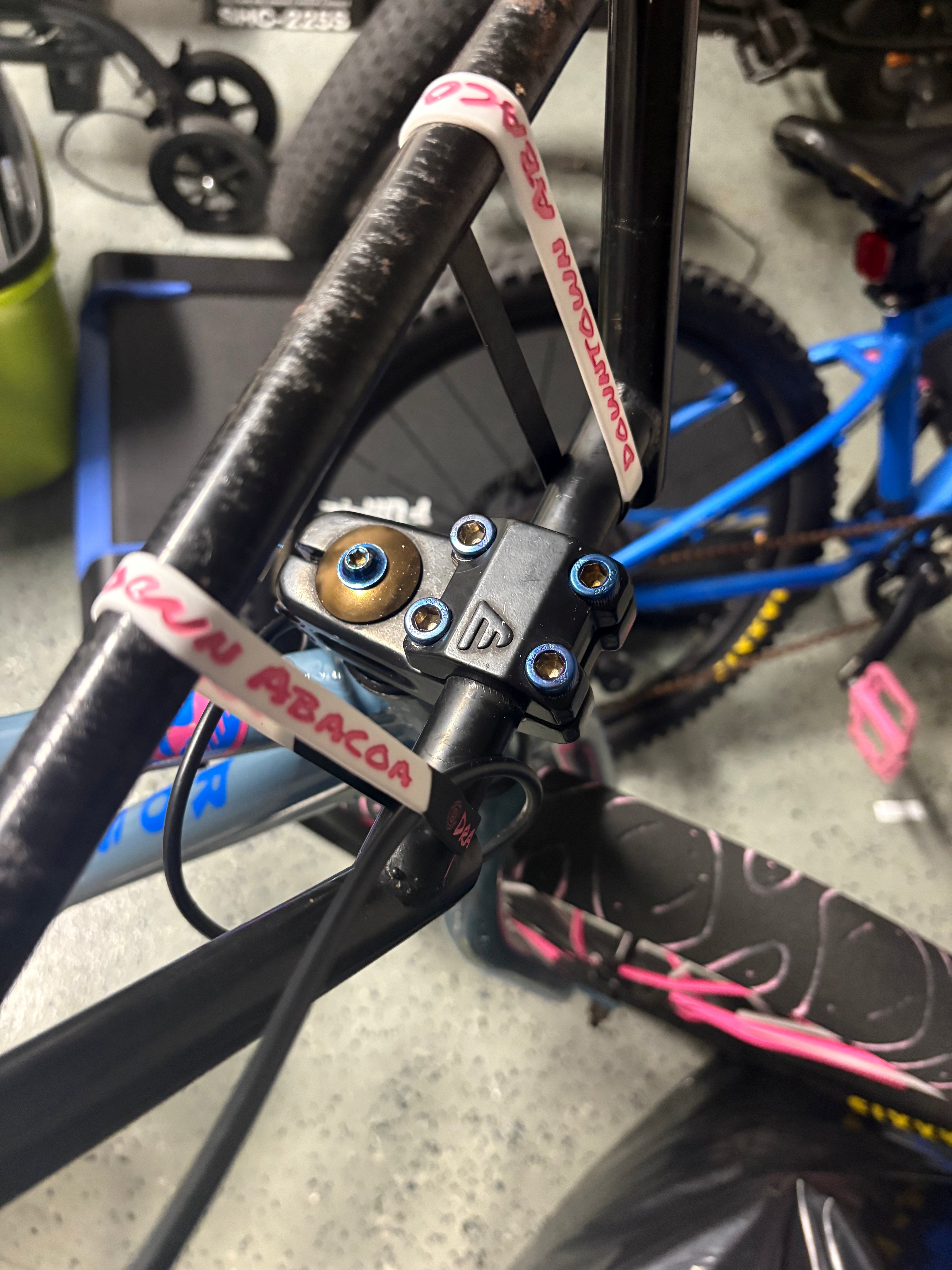 Mafia/se bike bar clamp bolts
